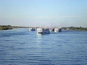 Other cruise ships following us down the Nile.