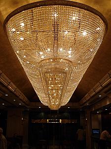 This was a giant chandelier that Kelly and Mom Klocke admired in our hotel's lobby.