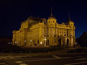 Zagreb's city theater, at night.