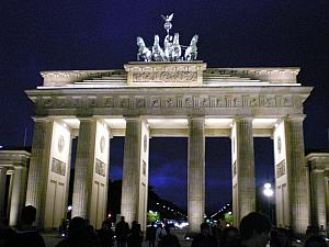 Brandenburg Gate by night