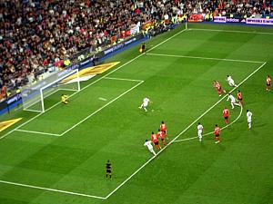Real Madrid scores on a penalty kick!