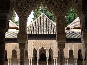 Alhambra - inside the Nazries palace
