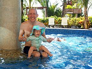 Jay and Capri in the kiddie pool
