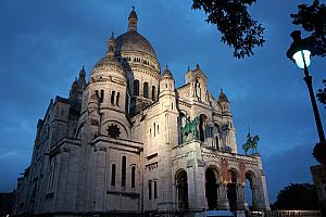 Sacre Couer by night