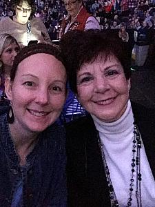 Kelly and Mom at the Garth Brooks concert